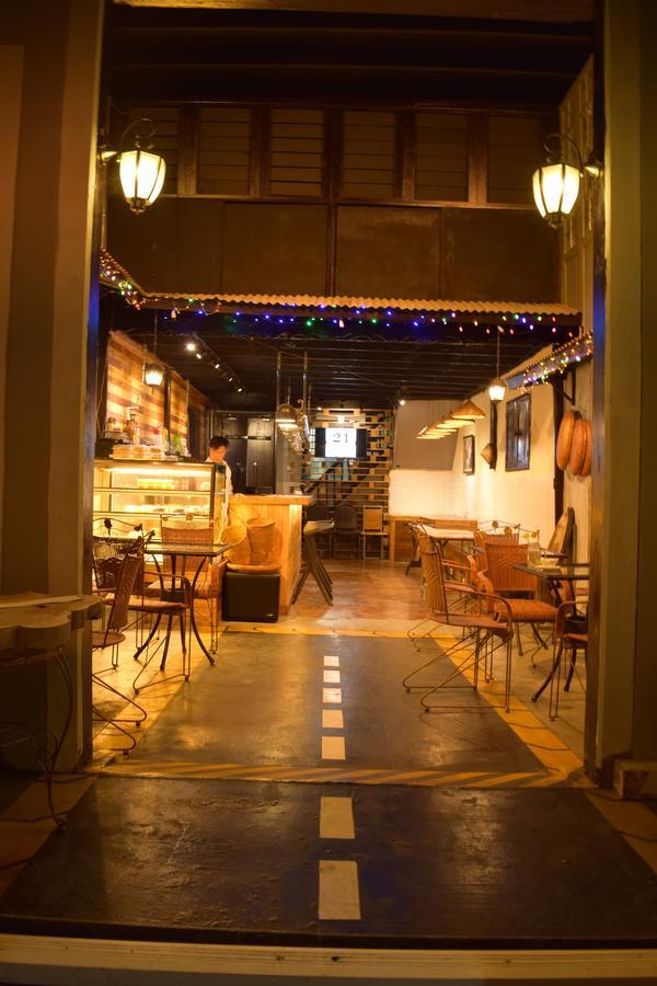 21 Hostel Yangon Eksteriør bilde